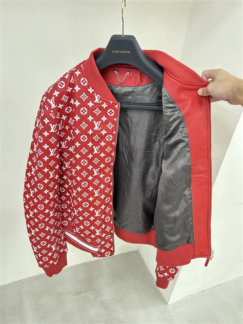 louis vuitton x supreme leather jacket price|cartera louis vuitton supreme original.